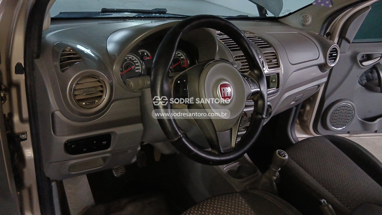 Fiat Siena Essence 1.6 - 2013/2014 — foto 6 de 12