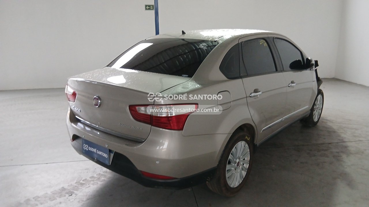 Fiat Siena Essence 1.6 - 2013/2014 — foto 4 de 12
