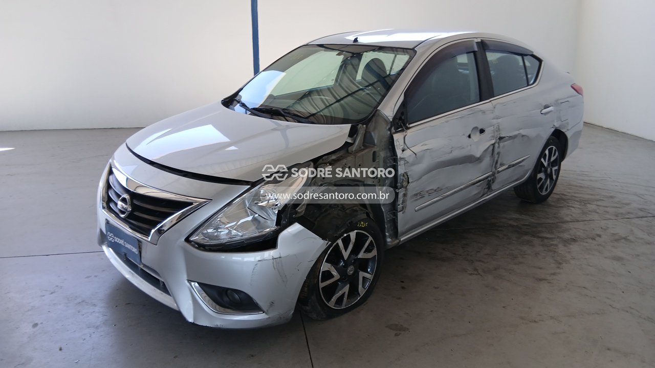 Nissan Versa 16sl Cvt - 2017/2017 — foto 3 de 12