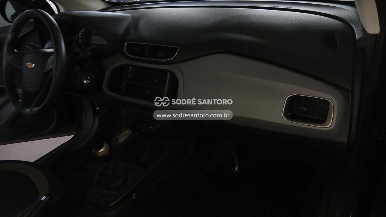 Chevrolet Onix 1.0mt LS - 2014/2015 — foto 8 de 12