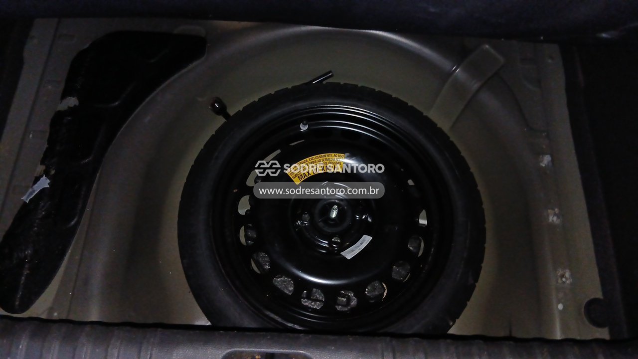Chevrolet Onix 1.0mt LS - 2014/2015 — foto 10 de 12