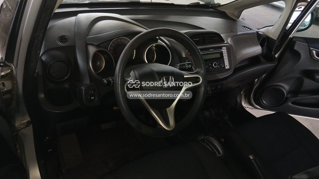 Honda Fit LX Flex - 2013/2014 — foto 6 de 12