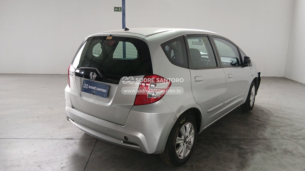 Honda Fit LX Flex - 2013/2014 — foto 4 de 12