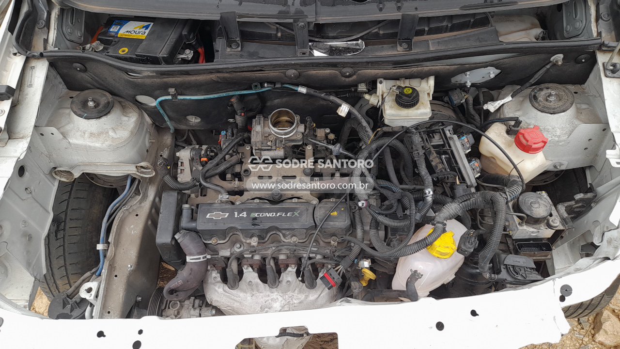 Chevrolet Montana LS - 2014/2015 — foto 5 de 12