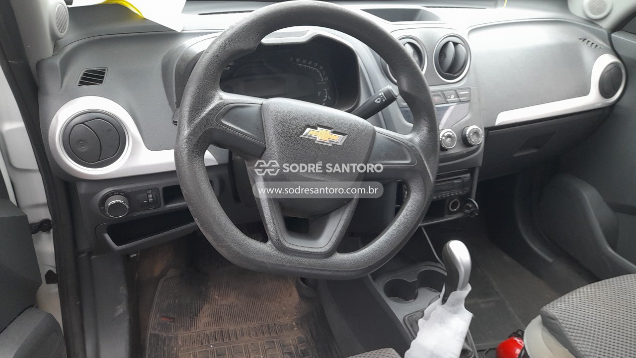 Chevrolet Montana LS - 2014/2015 — foto 6 de 12