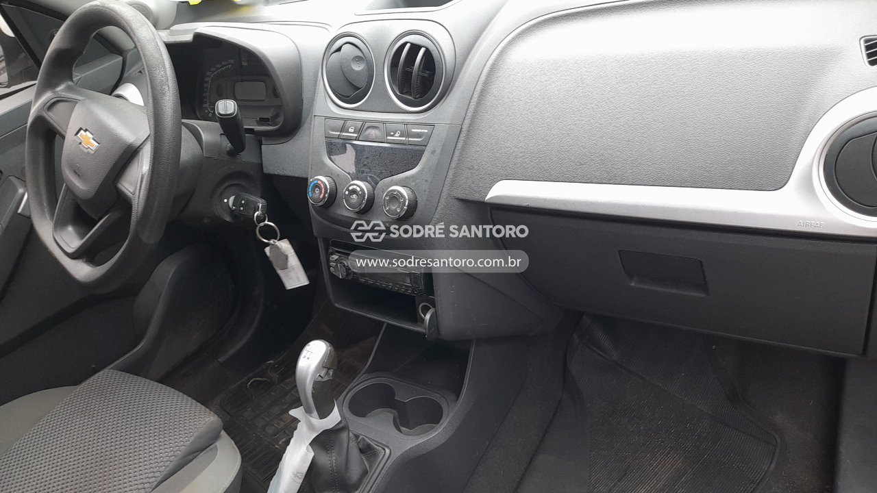 Chevrolet Montana LS - 2014/2015 — foto 7 de 12