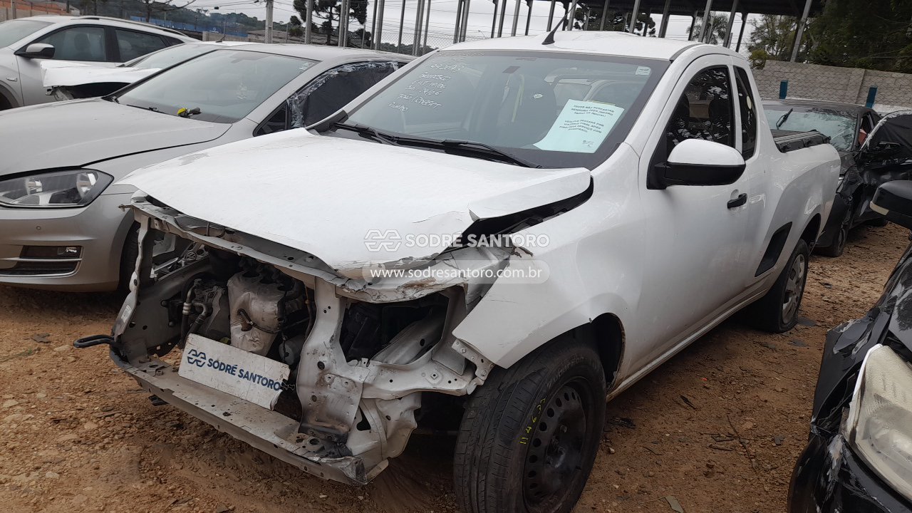 Chevrolet Montana LS - 2014/2015 — foto 3 de 12