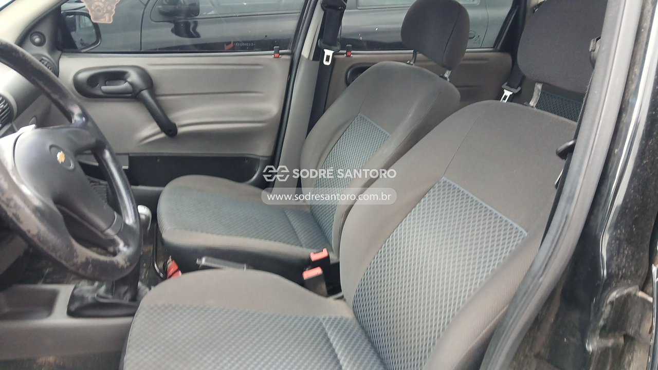 Chevrolet Classic LS - 2012/2012 — foto 9 de 12