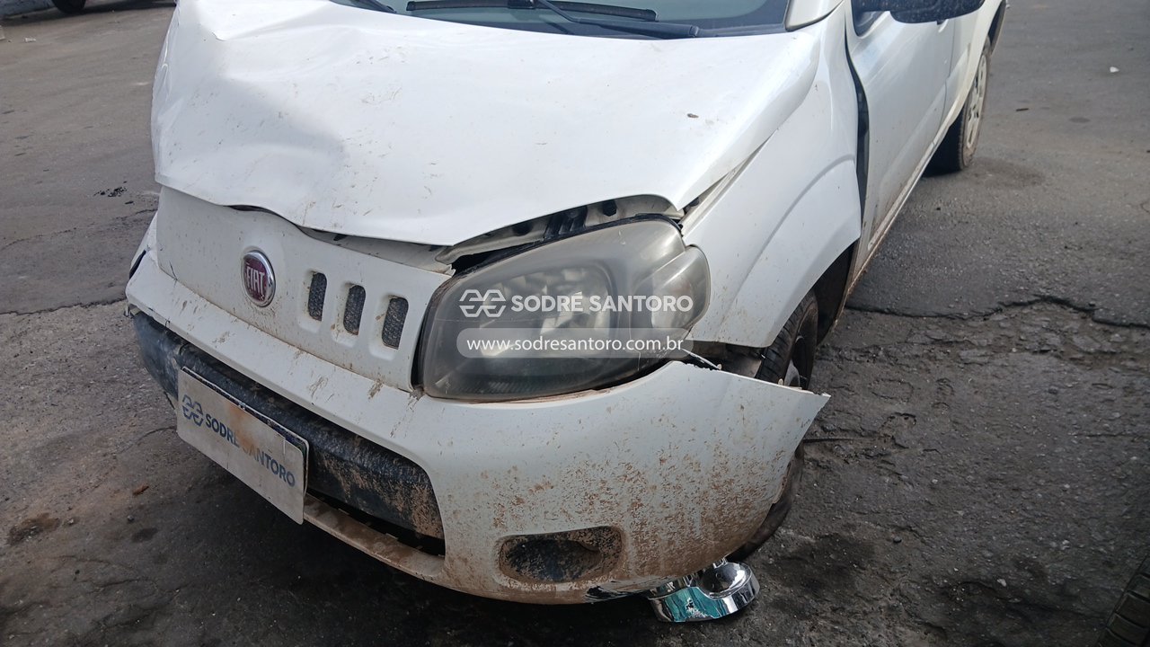 Fiat Uno Vivace 1.0 - 2015/2016 — foto 12 de 12