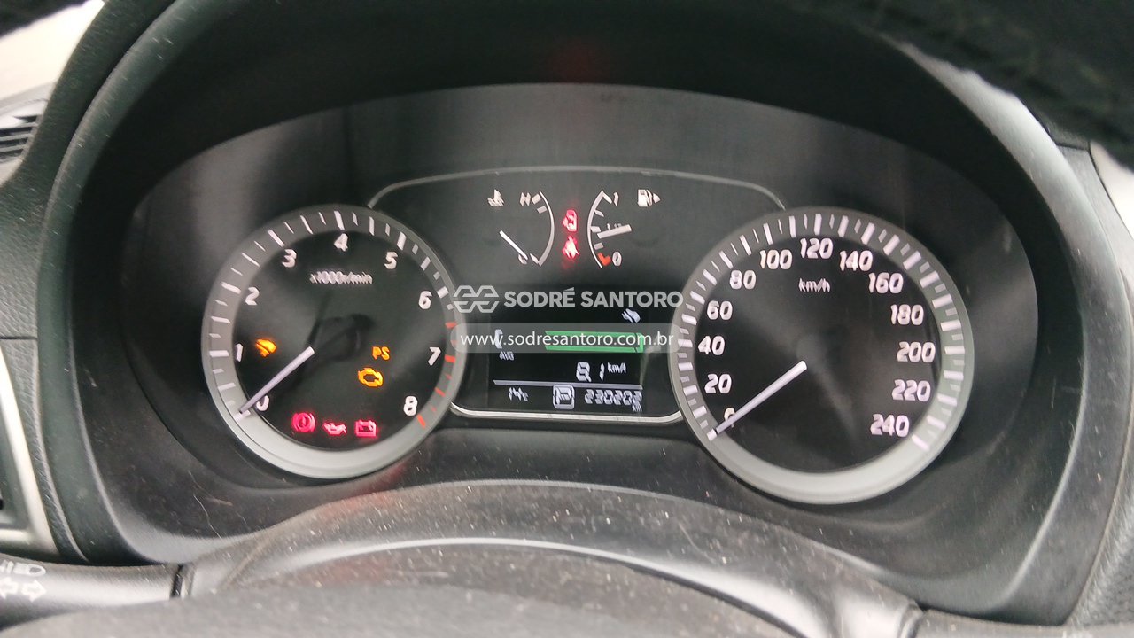 Nissan Sentra 20sv Cvt - 2014/2015 — foto 7 de 12