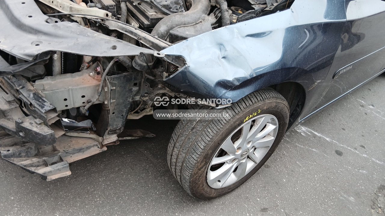 Nissan Sentra 20sv Cvt - 2014/2015 — foto 10 de 12