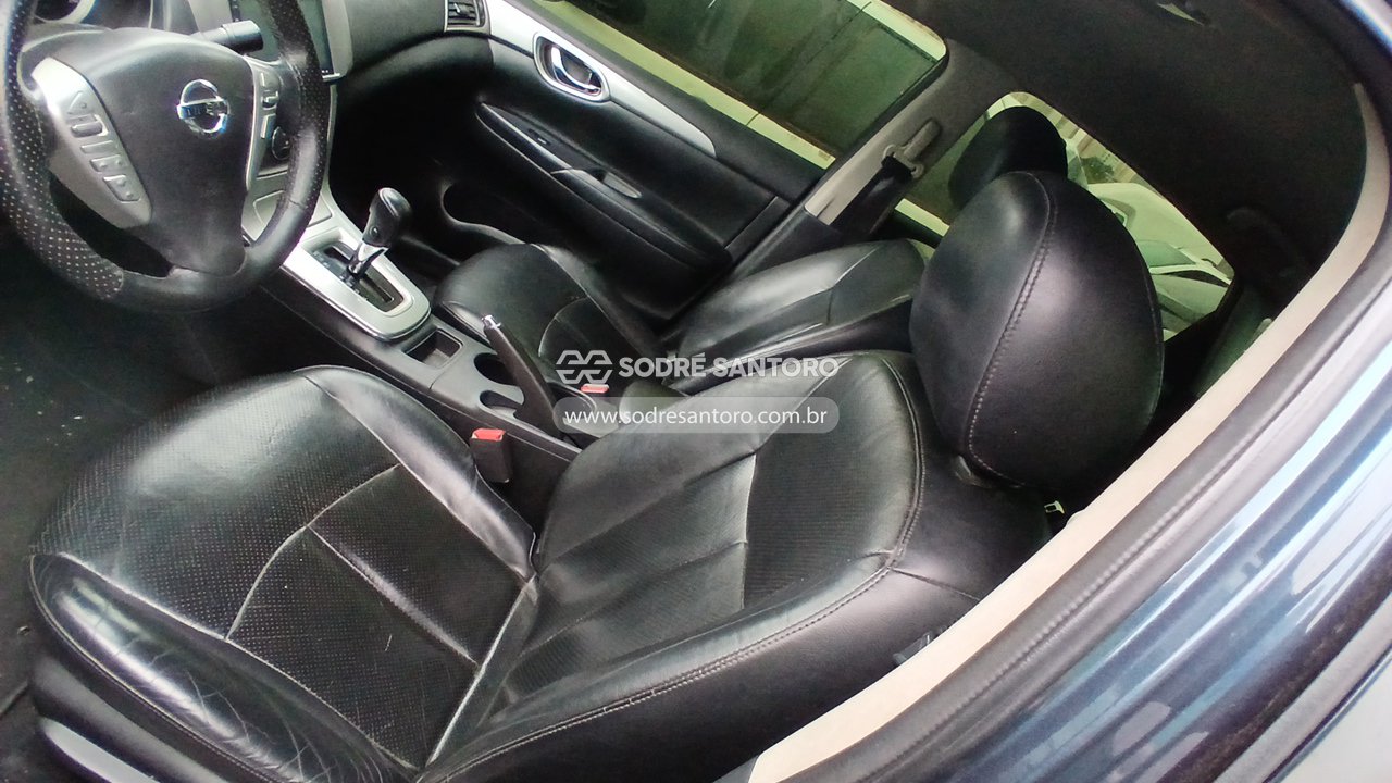Nissan Sentra 20sv Cvt - 2014/2015 — foto 9 de 12