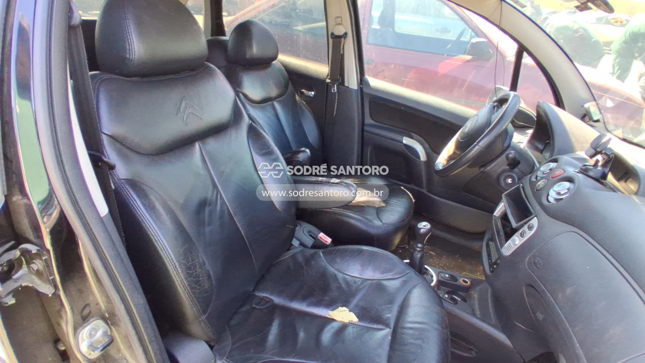 Citroen C3 Excl 14 Flex - 2011/2012 — foto 8 de 9