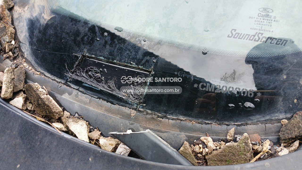 Ford Fiesta SE - 2012/2012 — foto 11 de 12