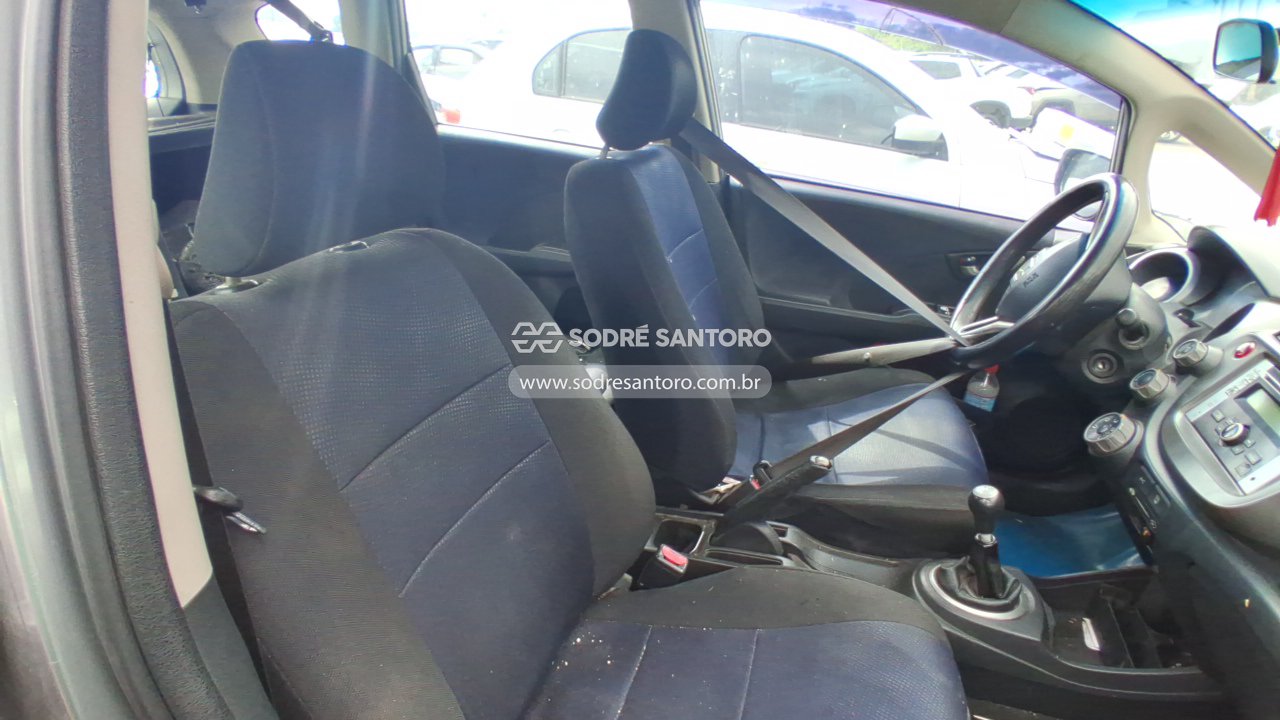 Honda Fit LX Flex - 2012/2013 — foto 8 de 9