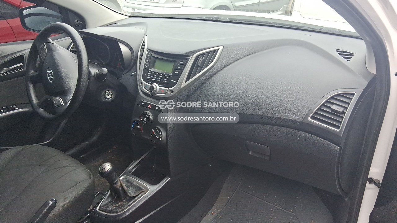 Hyundai Hb20 1.0m Comfor - 2014/2014 — foto 8 de 10