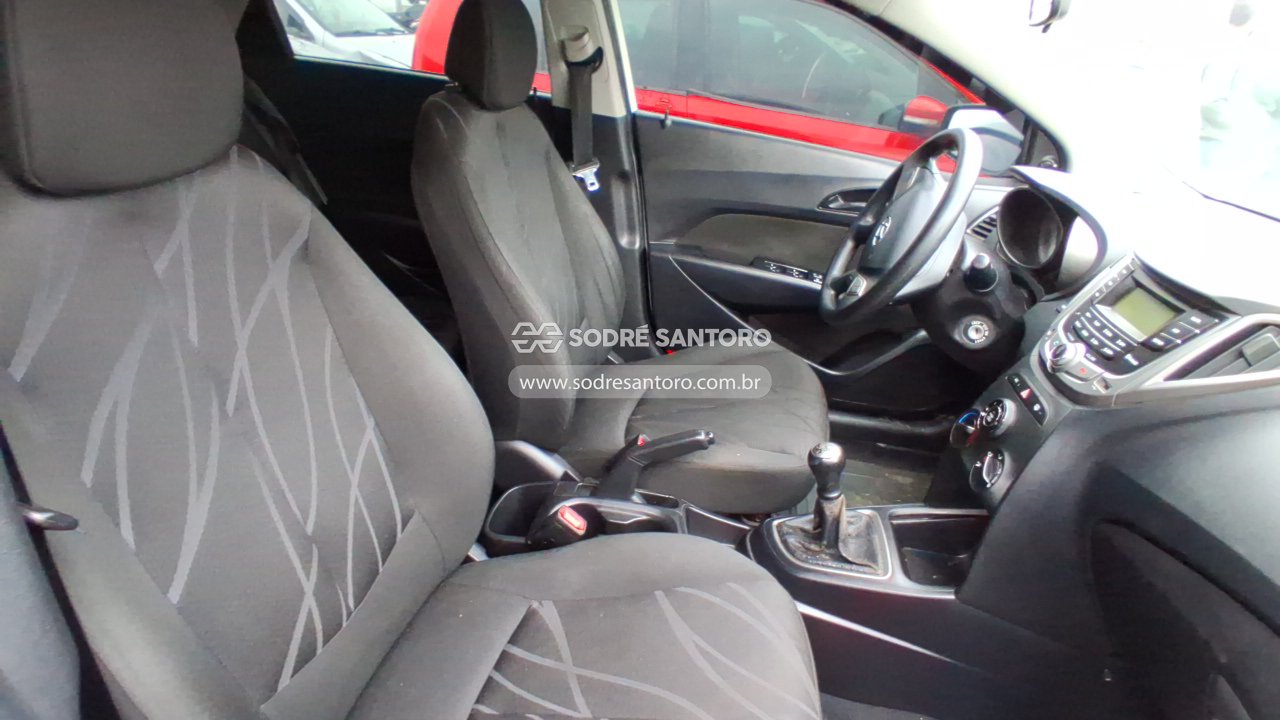 Hyundai Hb20 1.0m Comfor - 2014/2014 — foto 9 de 10
