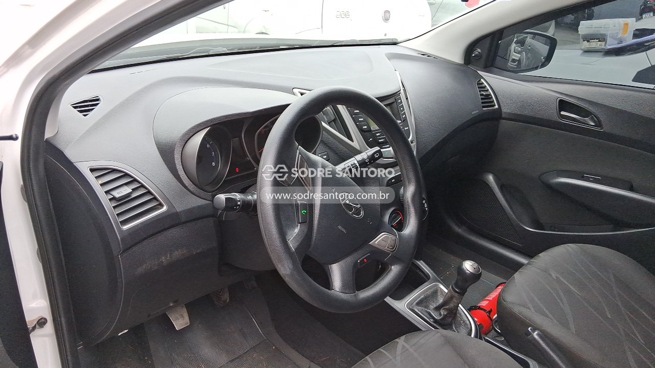 Hyundai Hb20 1.0m Comfor - 2014/2014 — foto 6 de 10