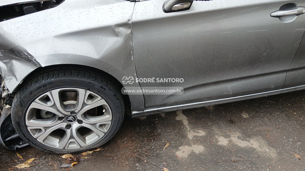 Citroen C4l Shine Aut - 2018/2019 — foto 11 de 11