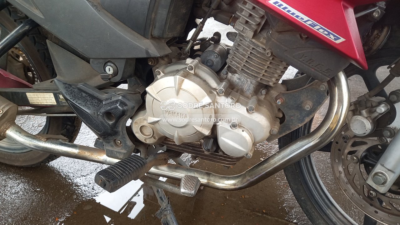 Yamaha Ys150 Fazer ED - 2014/2015 — foto 9 de 12