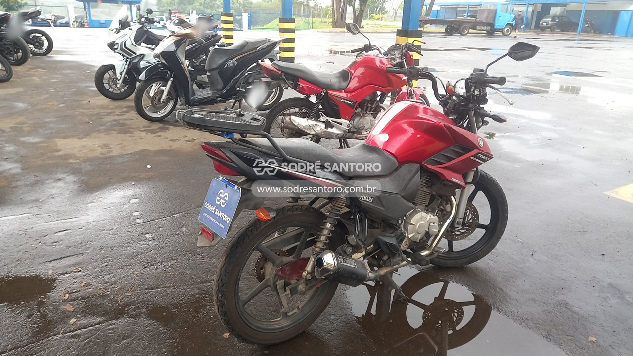 Yamaha Ys150 Fazer ED - 2014/2015 — foto 4 de 12