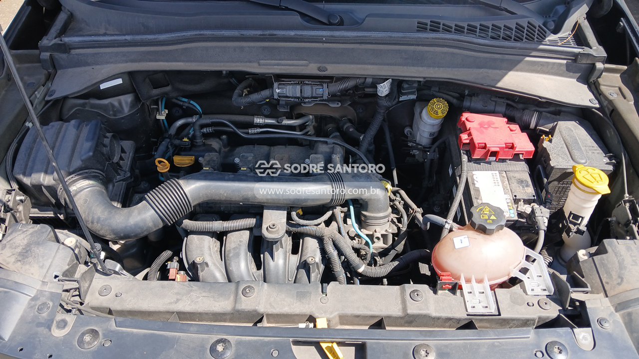 Jeep Renegade 1.8 Autom - 2020/2021 — foto 5 de 11