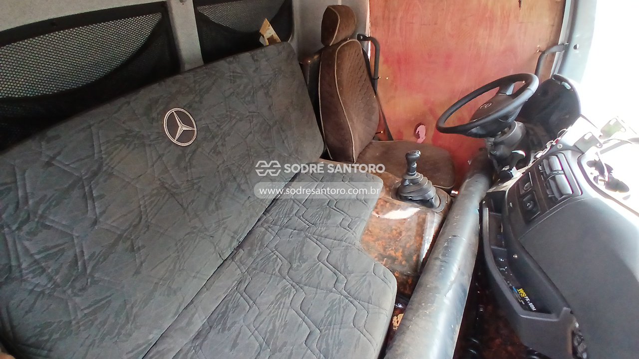 Mercedes-benz Atego 2429 - 2013/2013 — foto 8 de 12