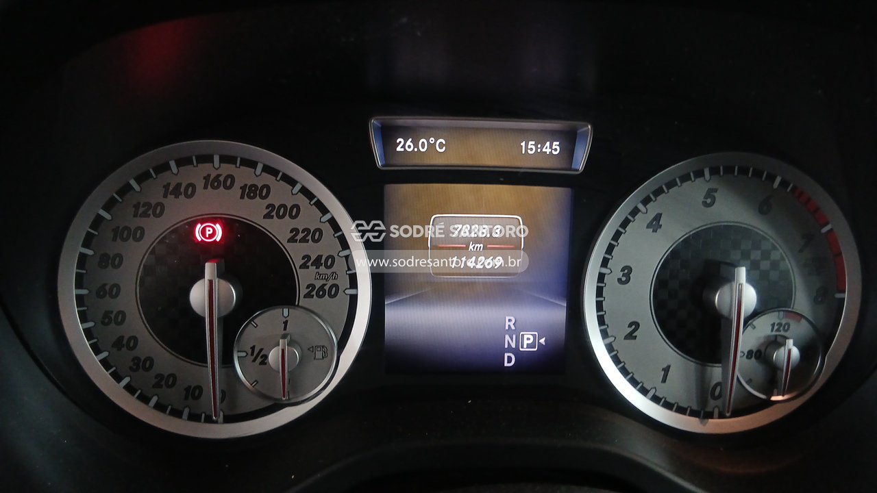 Mercedes-benz A200turbo - 2014/2014 — foto 7 de 12