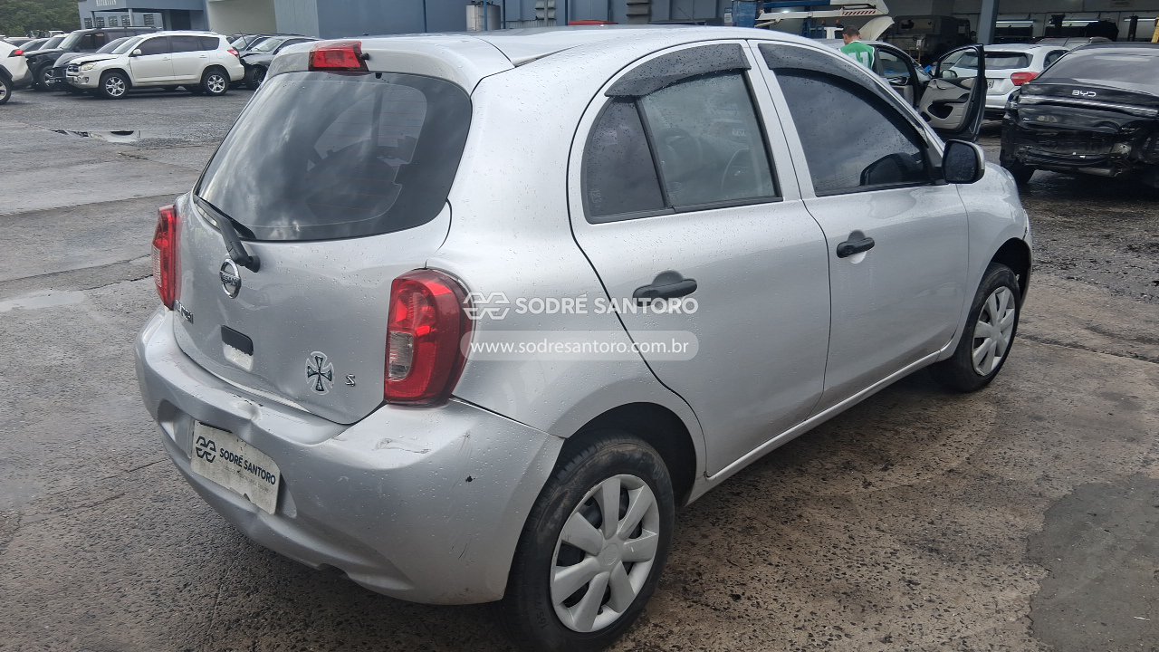 Nissan March 10s - 2016/2017 — foto 4 de 12