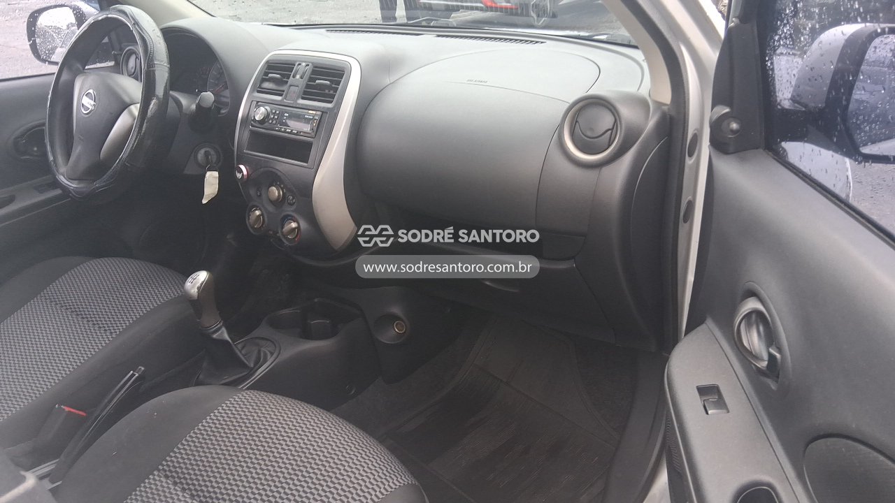 Nissan March 10s - 2016/2017 — foto 8 de 12