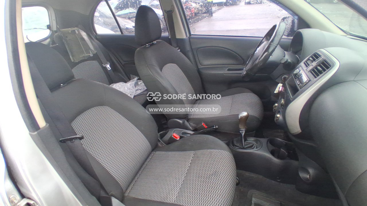 Nissan March 10s - 2016/2017 — foto 9 de 12