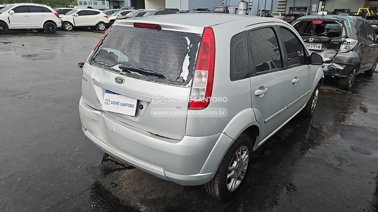 Ford Fiesta 1.6 Flex - 2009/2009 — foto 4 de 12