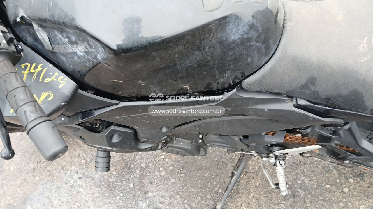 Kawasaki Z 400 - 2019/2020 — foto 9 de 12