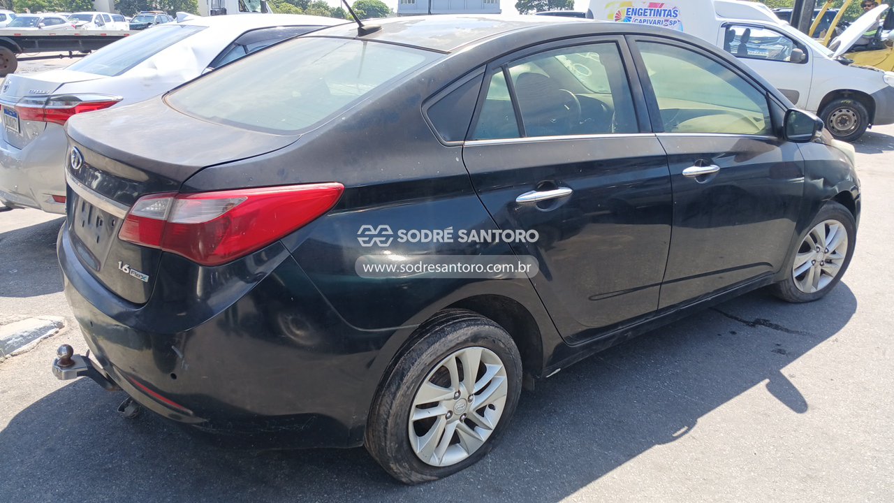 Hyundai Hb20s 1.6m Prem - 2014/2014 — foto 4 de 12