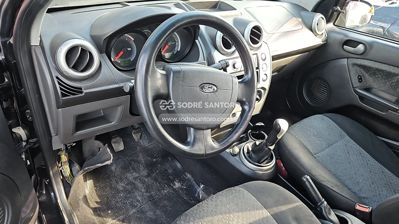 Ford Fiesta Flex - 2011/2012 — foto 6 de 12