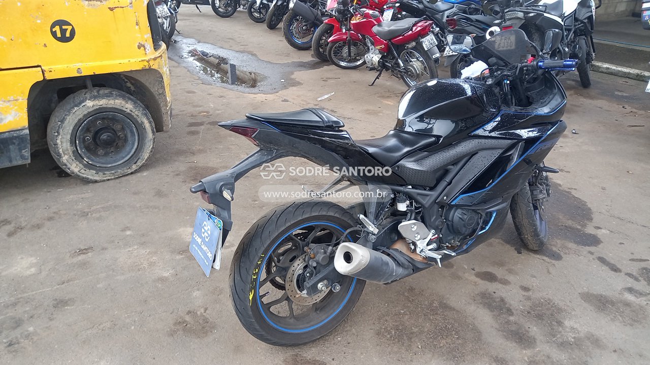 Yamaha Yzf R3 Abs - 2024/2025 — foto 4 de 12