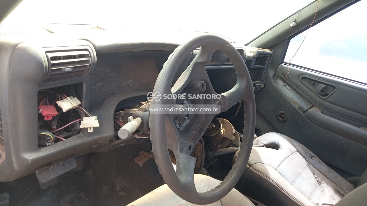 Foto 6 de 13: CHEVROLET - BLAZER DLX 1997/1997