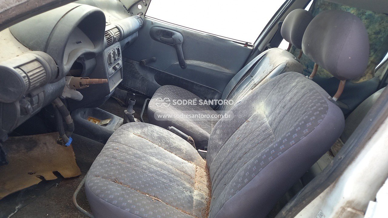 Foto 9 de 13: CHEVROLET - CORSA WIND 1998/1999