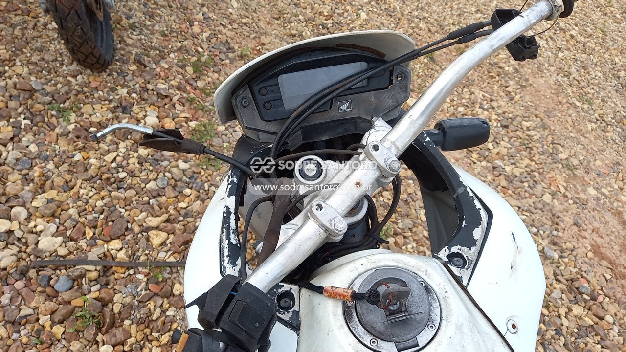 Foto 7 de 13: HONDA - XRE 300 2016/2016