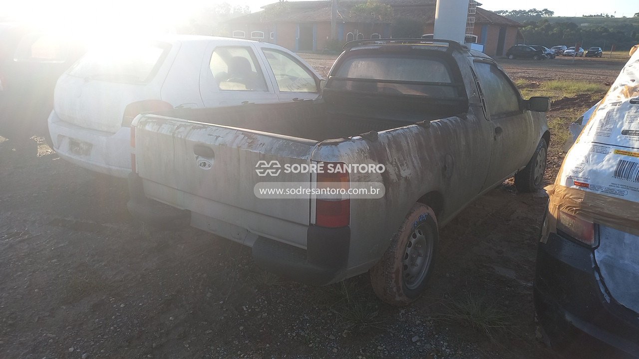 Foto 4: FORD - COURIER. 2002/2002