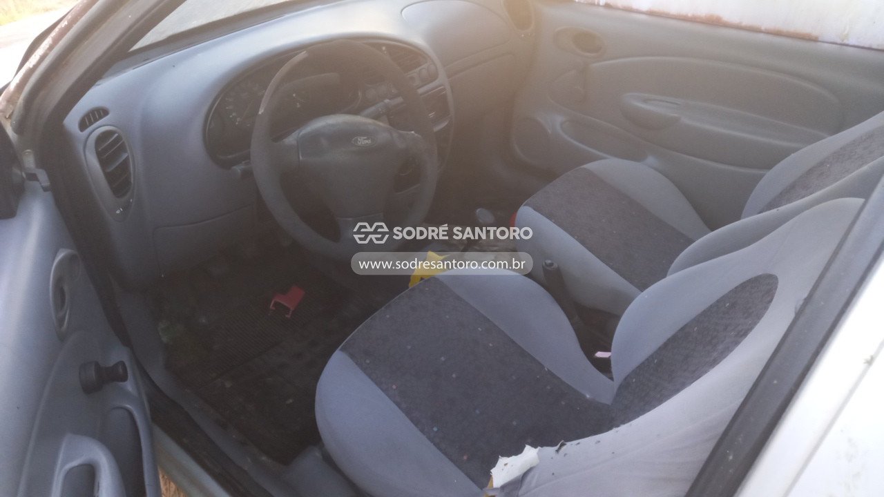 Foto 10 de 13: FORD - COURIER. 2002/2002