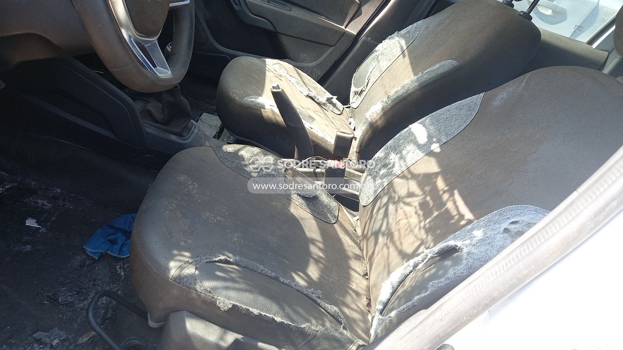 Foto 8 de 13: RENAULT - DUSTER ZEN 16 2021/2022