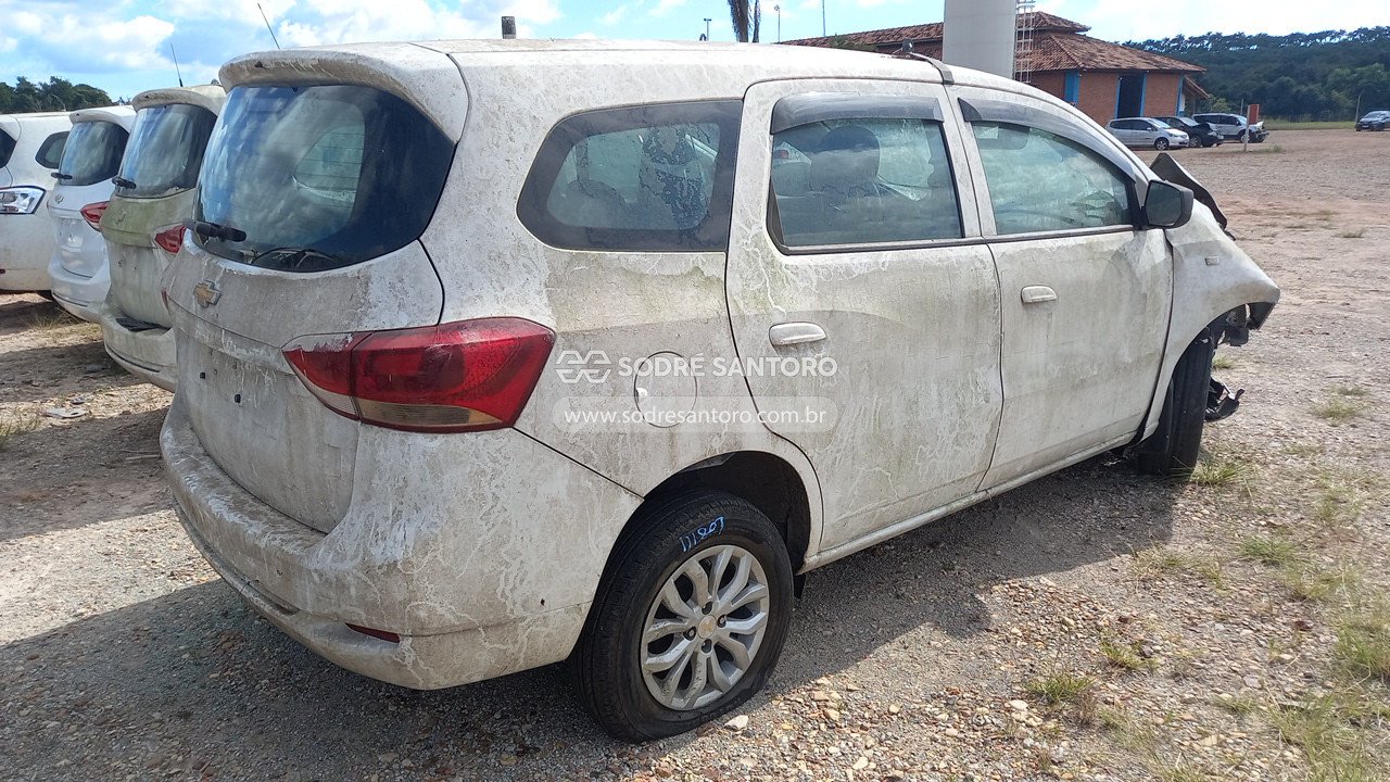 Foto 4: CHEVROLET - SPIN 1.8L MT LS E 2019/2020