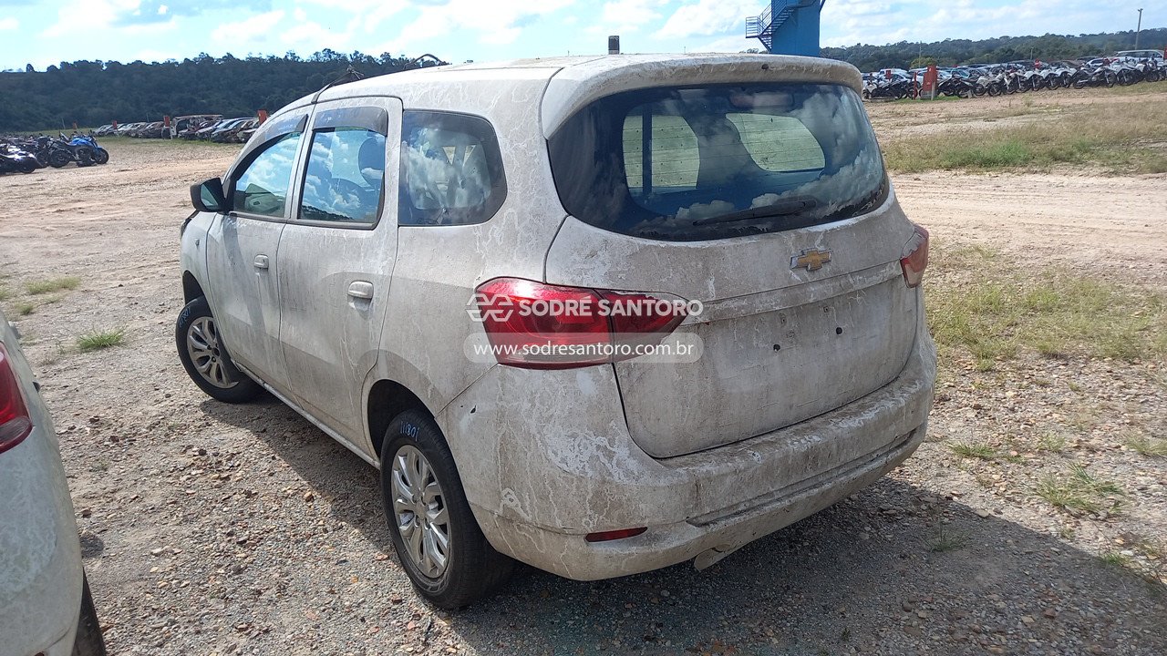 Foto 2: CHEVROLET - SPIN 1.8L MT LS E 2019/2020