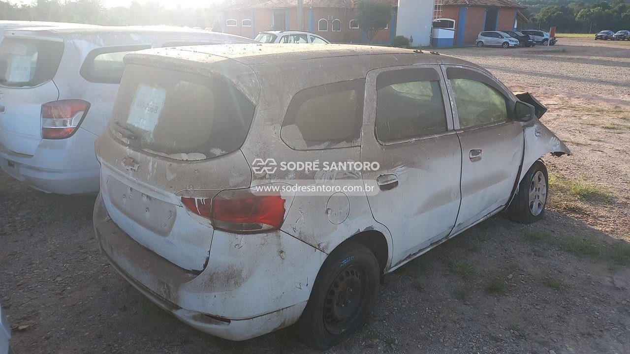 Foto 4: CHEVROLET - SPIN 1.8L MT LS E 2018/2019