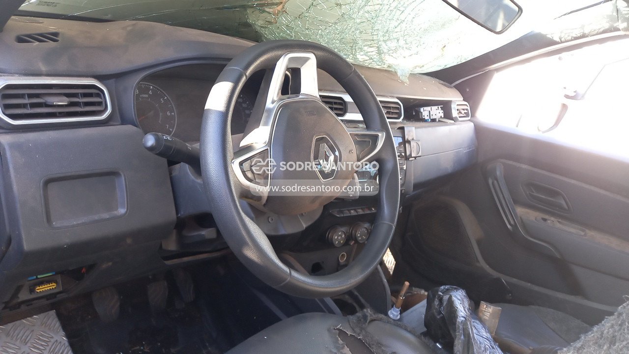 Foto 6 de 13: RENAULT - DUSTER ZEN 16 2021/2022