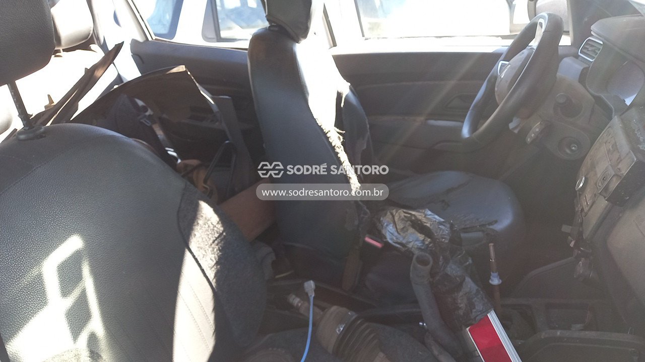 Foto 8 de 13: RENAULT - DUSTER ZEN 16 2021/2022