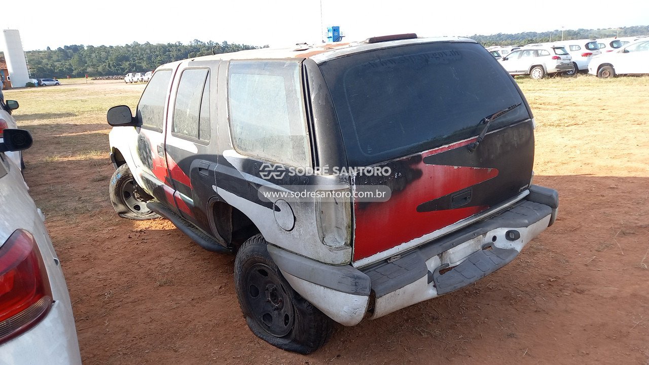 Foto 2: CHEVROLET - BLAZER COLINA 2004/2005