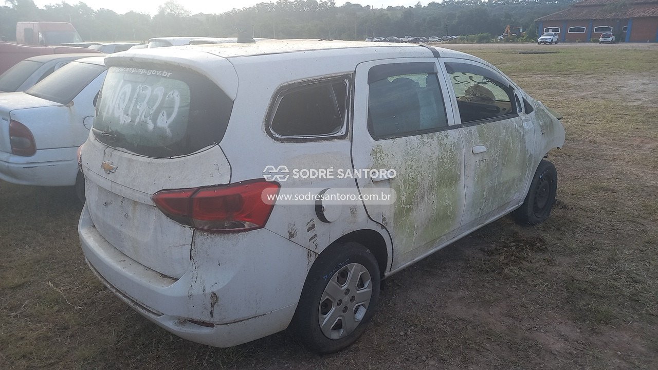 Foto 4: CHEVROLET - SPIN 1.8L MT LS E 2018/2019