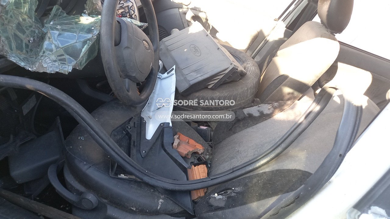 Foto 8 de 13: FORD - FIESTA SEDAN1.6FLEX 2013/2013